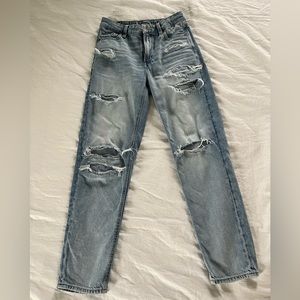 American Eagle Mom Straight Jean Size 0